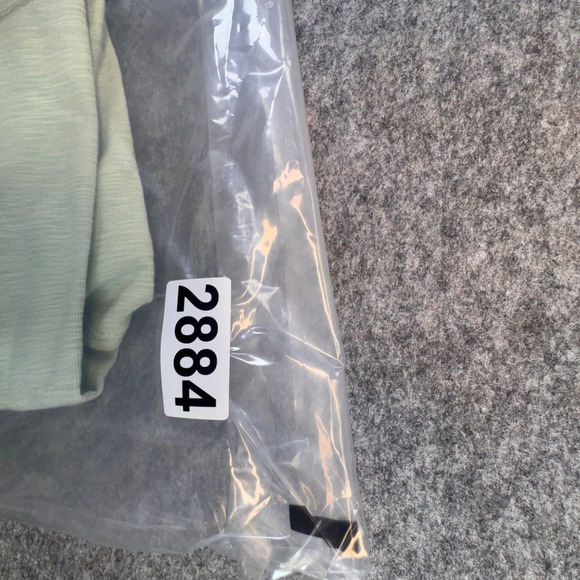 Kirkland Signature Womens XL V-Neck Slub Tee 3/4 Sleeve Cotton Sage Green NWT - Picture 9 of 9